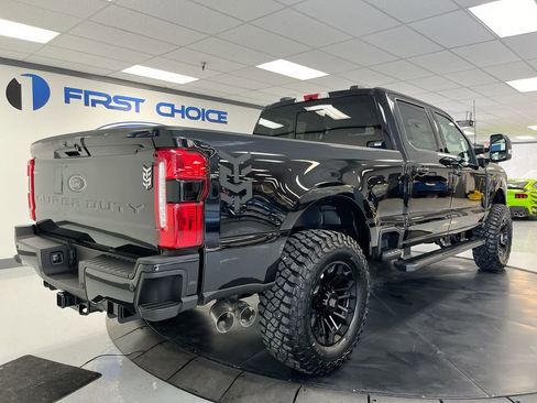 New 2025 Ford F250 Lariat w/ Lariat Ultimate Package image 8