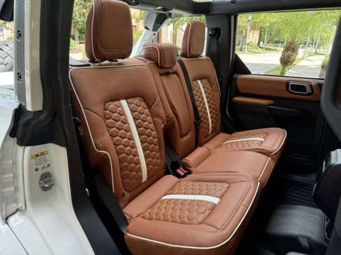 Used 2025 Ford Bronco Outer Banks image 24