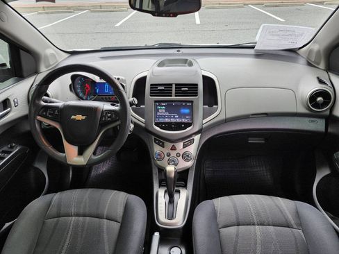 Used 2016 Chevrolet Sonic LT FWD image 8