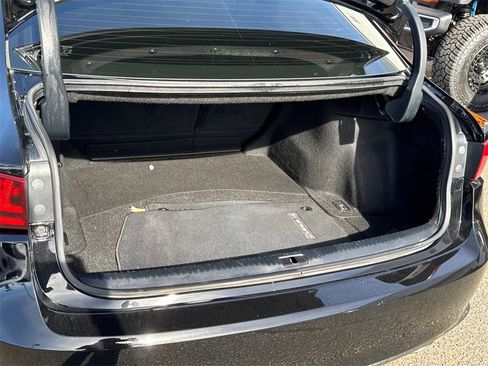 Used 2014 Lexus IS 350 image 10