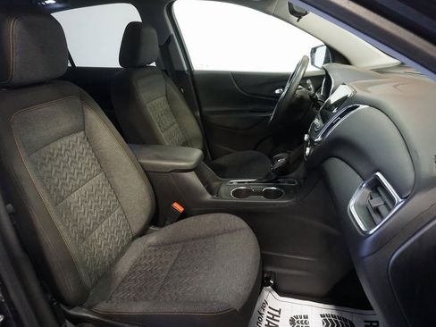Used 2022 Chevrolet Equinox LT image 24