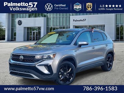 Certified 2023 Volkswagen Taos SE w/ Black Wheel Package