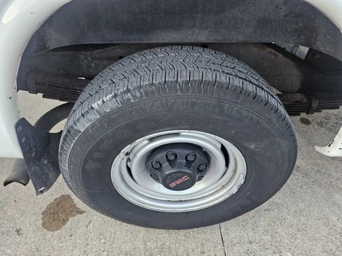 Used 2000 GMC Savana 3500 Extended image 13