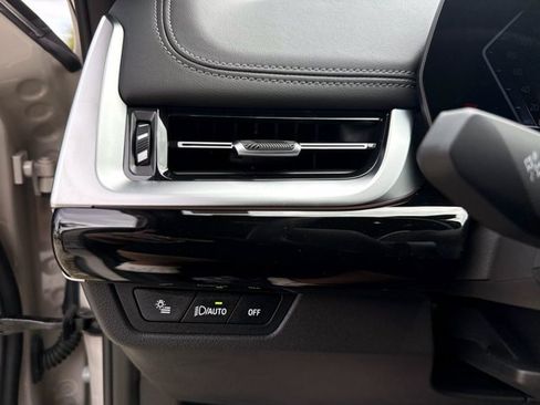 New 2026 BMW X1 xDrive28i w/ Technology Package AWD/4WD image 37