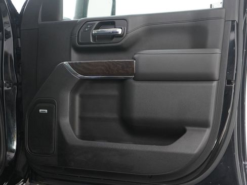 Used 2020 GMC Sierra 3500 Denali w/ Denali Ultimate Package image 9