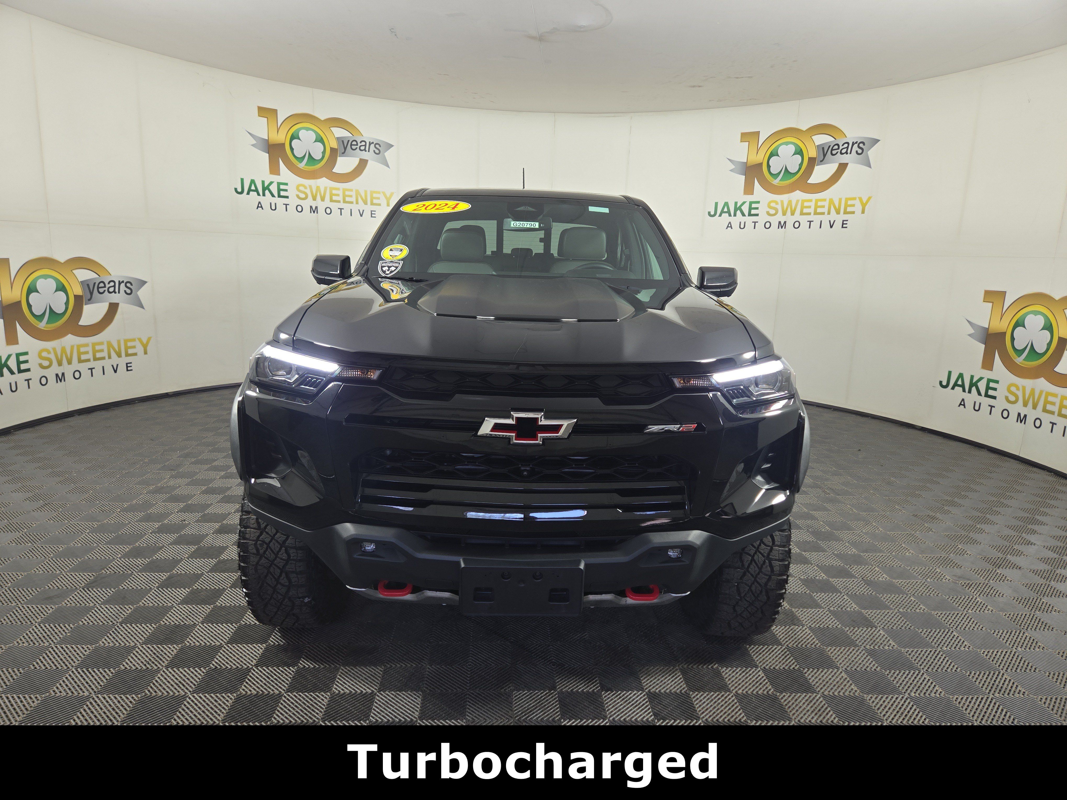Certified 2024 Chevrolet Colorado ZR2 w/ ZR2 Convenience Package III AWD/4WD image 2