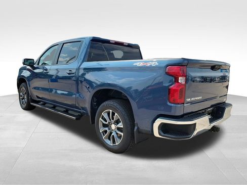 Certified 2024 Chevrolet Silverado 1500 LT AWD/4WD image 4