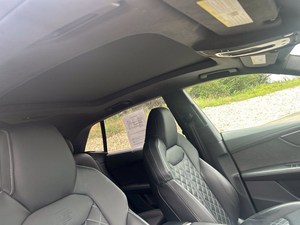 Certified 2024 Audi SQ8 Prestige AWD/4WD image 7