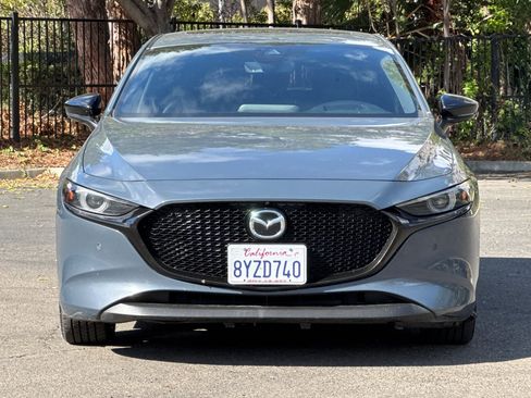 Used 2021 MAZDA MAZDA3 Hatchback w/Premium Plus Pkg image 8