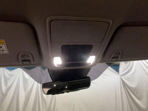 Used 2023 Honda Pilot Elite image 36