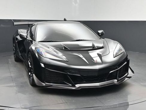 Used 2026 Chevrolet Corvette ZR1 w/ ZR1 Carbon Fiber Aero Package RWD image 21