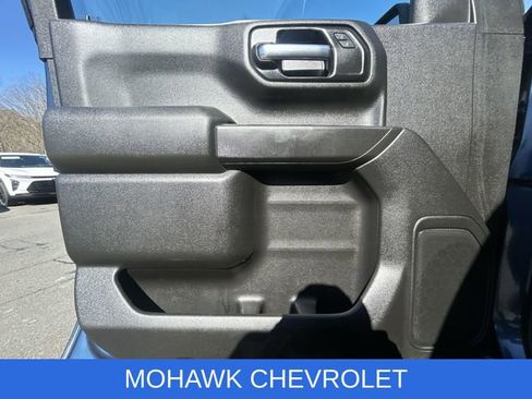 Used 2019 Chevrolet Silverado 1500 Custom Trail Boss w/ Custom Convenience Package image 22