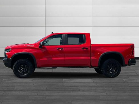 Used 2023 Chevrolet Silverado 1500 ZR2 w/ Technology Package AWD/4WD image 6