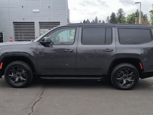 New 2026 Jeep Grand Wagoneer 4WD image 5