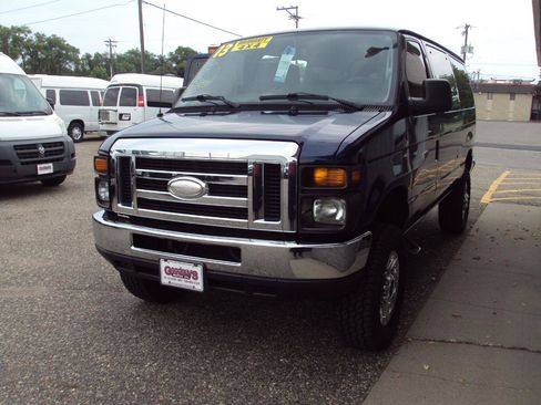 Used 2013 Ford E-150 and Econoline 150 w/ Interior Upgrade Pkg RWD image 5