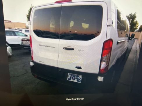 Used 2023 Ford Transit 350 XLT image 2