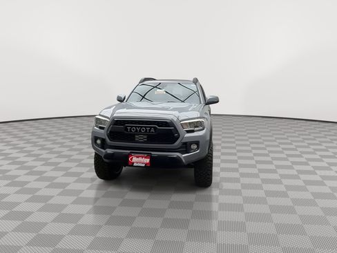 Used 2019 Toyota Tacoma TRD Off-Road image 35