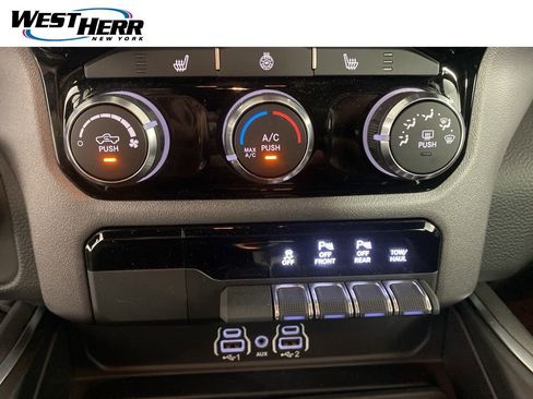 Used 2025 RAM 1500 Big Horn image 5