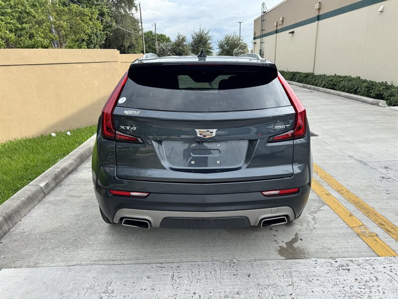Used 2021 Cadillac XT4 Premium Luxury FWD image 6