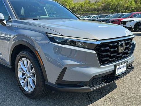 Used 2023 Honda CR-V EX image 8