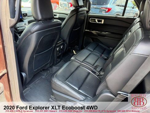 Used 2020 Ford Explorer XLT w/ Equipment Group 202A AWD/4WD image 12