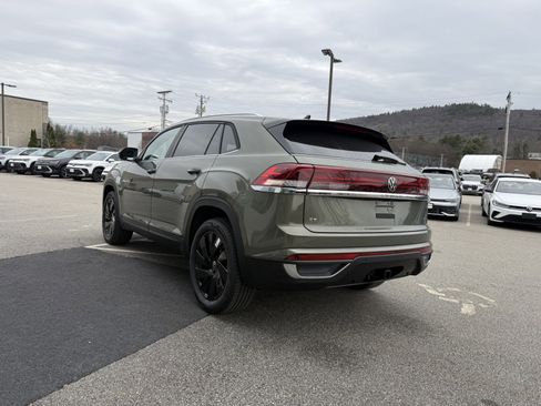 New 2026 Volkswagen Atlas Cross Sport SE image 6
