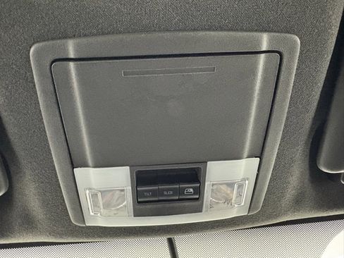 Used 2015 Ford F350 Platinum image 35