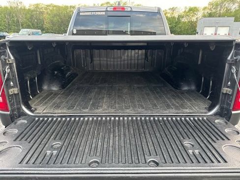 Used 2021 RAM 1500 Laramie AWD/4WD image 9