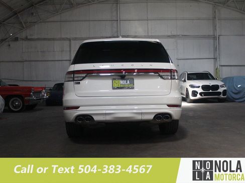 Used 2022 Lincoln Aviator Reserve w/ Equipment Group 201A AWD/4WD image 12