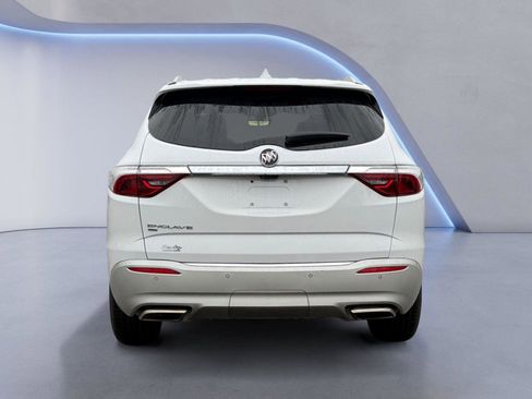 Used 2024 Buick Enclave Premium image 4