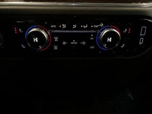 Used 2023 GMC Sierra 1500 Elevation image 16