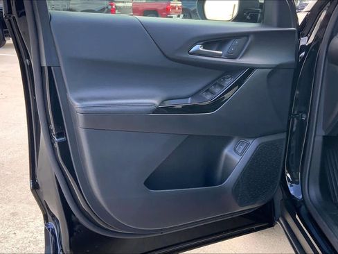 Certified 2026 Chevrolet Equinox LT w/ Convenience Package II image 21