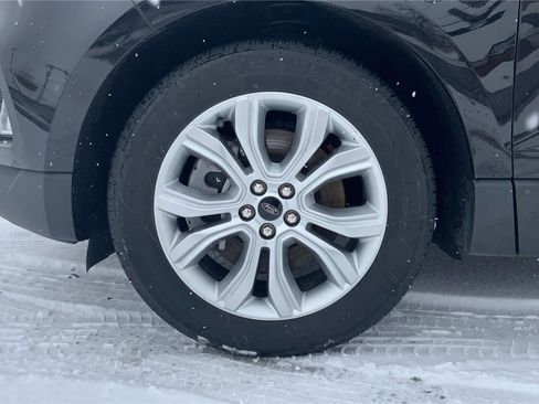 Used 2023 Ford Edge Titanium image 30