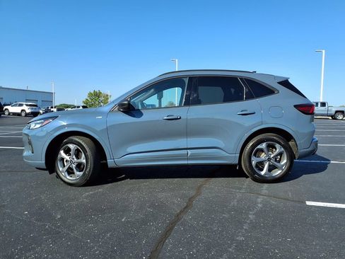 Used 2023 Ford Escape ST-Line w/ Tech Pack #1 AWD/4WD image 30