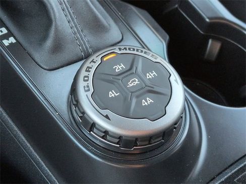 Used 2024 Ford Bronco Wildtrak image 24