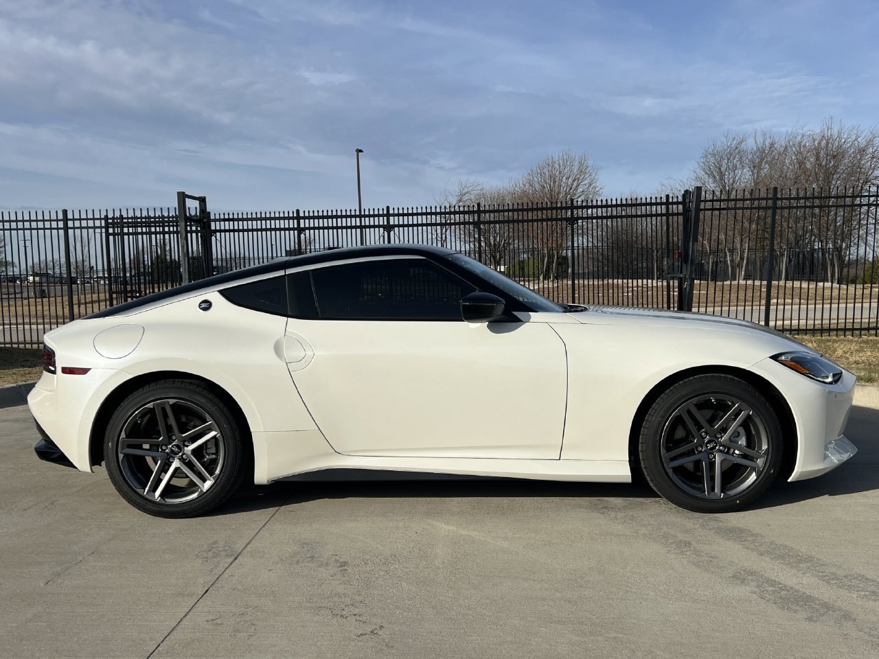 New 2026 Nissan Z Sport w/ Floor Mat Package RWD image 3