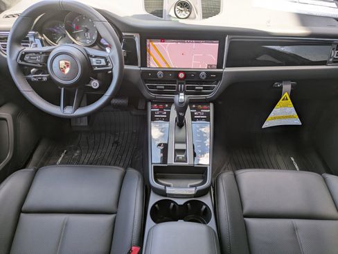 New 2025 Porsche Macan image 22
