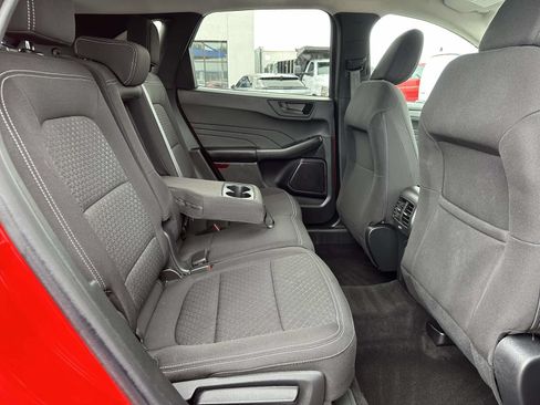 Used 2024 Ford Escape Active w/ Tech Pack #1 AWD/4WD image 28