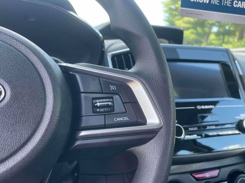 Used 2018 Subaru Impreza 2.0i AWD/4WD image 24
