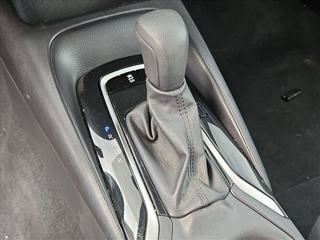 Used 2025 Toyota Corolla LE FWD image 14