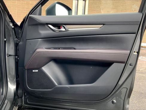 Certified 2025 MAZDA CX-5 Signature image 23