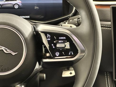 New 2026 Jaguar F-PACE R-Dynamic S image 21