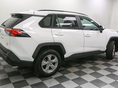 Used 2025 Toyota RAV4 XLE AWD/4WD image 8