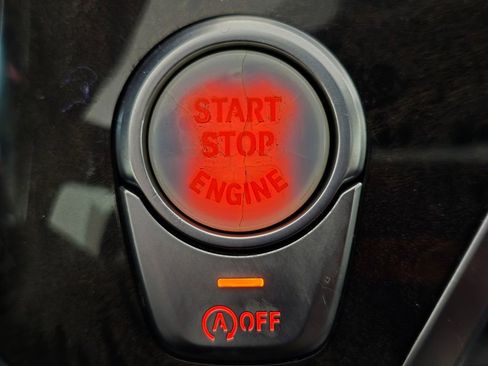 Used 2016 BMW 750i xDrive image 25