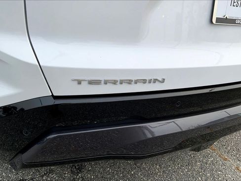 New 2026 GMC Terrain AT4 AWD/4WD image 15