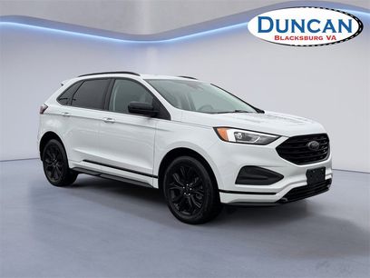 Certified 2022 Ford Edge SE w/ Black Appearance Package