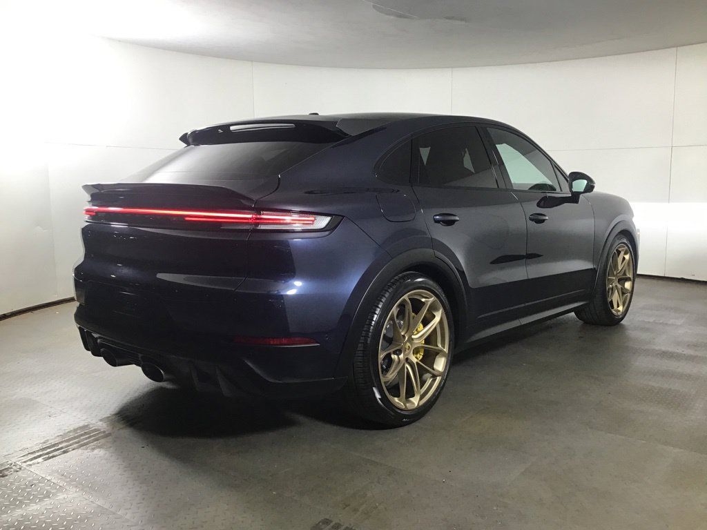 Certified 2024 Porsche Cayenne Turbo GT AWD/4WD image 7