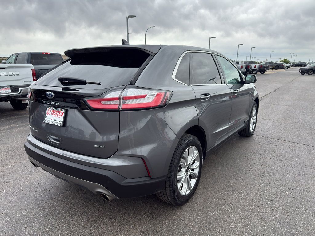 Used 2024 Ford Edge Titanium AWD/4WD image 5
