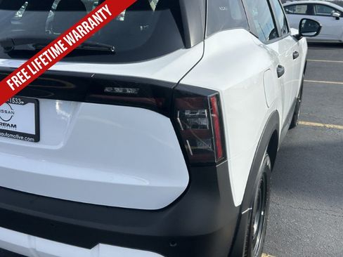 New 2026 Nissan Kicks S FWD image 11