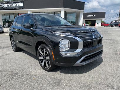 New 2025 Mitsubishi Outlander SE